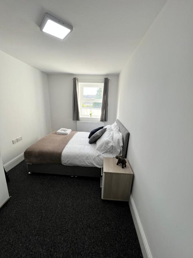 Stunning & Modern En-suite Bedrooms In Guest house Birmingham