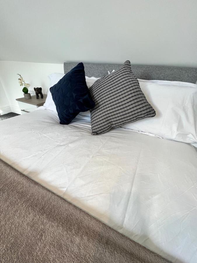 Guest house Stunning & Modern En-suite Bedrooms In *
