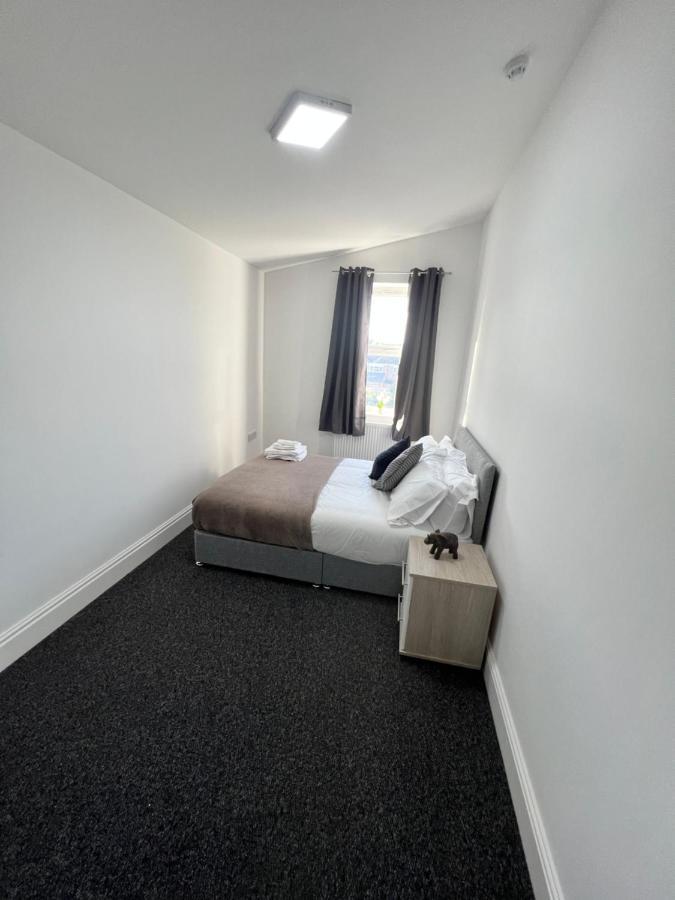 Stunning & Modern En-suite Bedrooms In * Birmingham