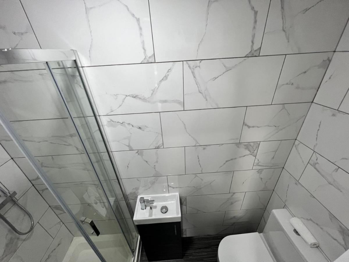 Stunning & Modern En-suite Bedrooms In Birmingham